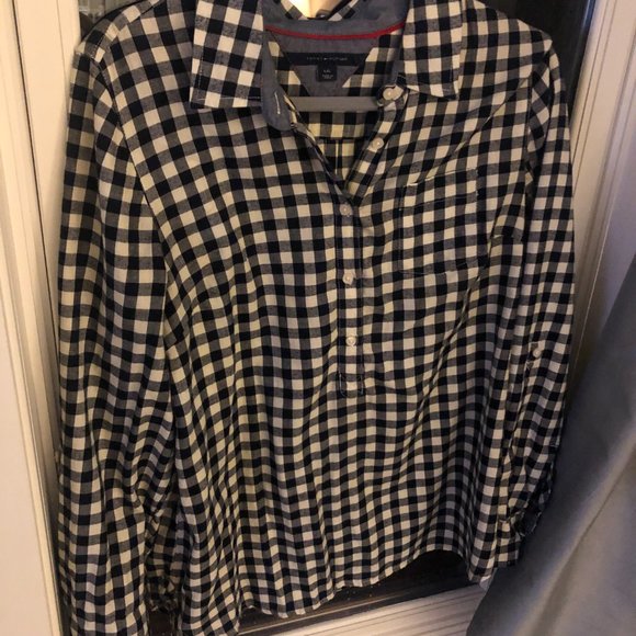 Tommy Hilfiger Long Sleeve Henley - Picture 4 of 4
